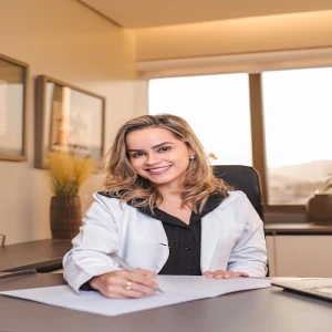 Dra Anne Caroliny | Neurologista - Sobral