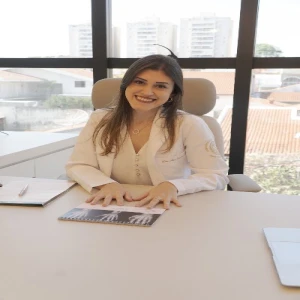Dra Aline Gasparini - Endocrinologista Pediátrica Vila Velha-ES