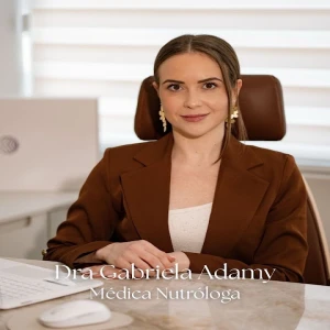 Dra Gabriela Adamy Nutróloga em Cascavel Emagrecimento e Lipedema