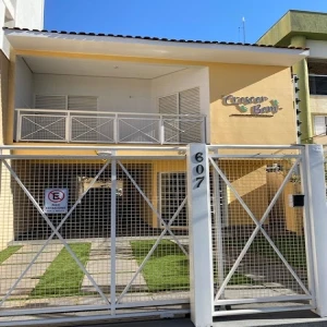 Clínica Crescer Bem - Pediatria