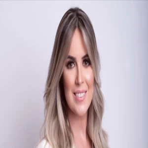 Dra Mariana Veras - Pediatra e Neonatologista