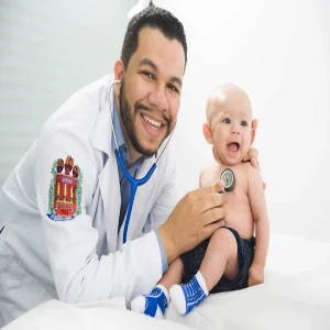 Dr. Renato Auzier - Pediatra