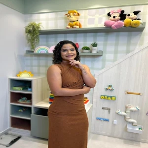 Dra. Paulinne Assunção - Pediatra