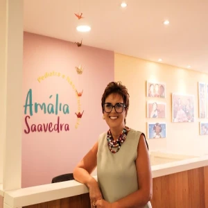 Dra. Amália Saavedra Pediatra em Pelotas