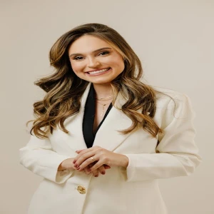 Dra Maria Clara - Pediatra em Fortaleza