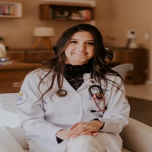 Dra Lorena Vilela Rezende - Neuropediatra