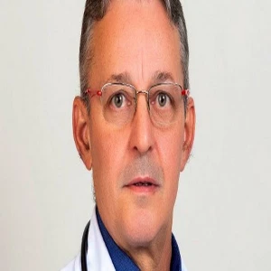 Dr. Karlo Teixeira dos Santos, Neurologista | Neurocirurgião em Palmas