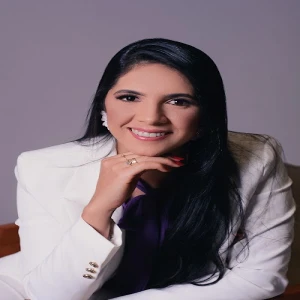Evânia Campos / Nutricionista Materno Infantil