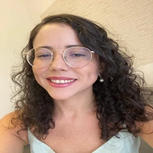 Nathalia Torres - Nutricionista Comportamental e Transtornos Alimentares