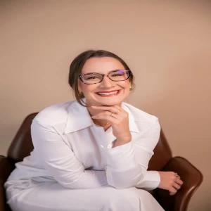 Dra. Mariana Soares Queiroz, Pediatra Integrativa em Uberlândia