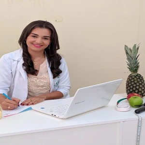 Aline Carneiro - Nutricionista - Atendimento Presencial e Online - Côcos-BA